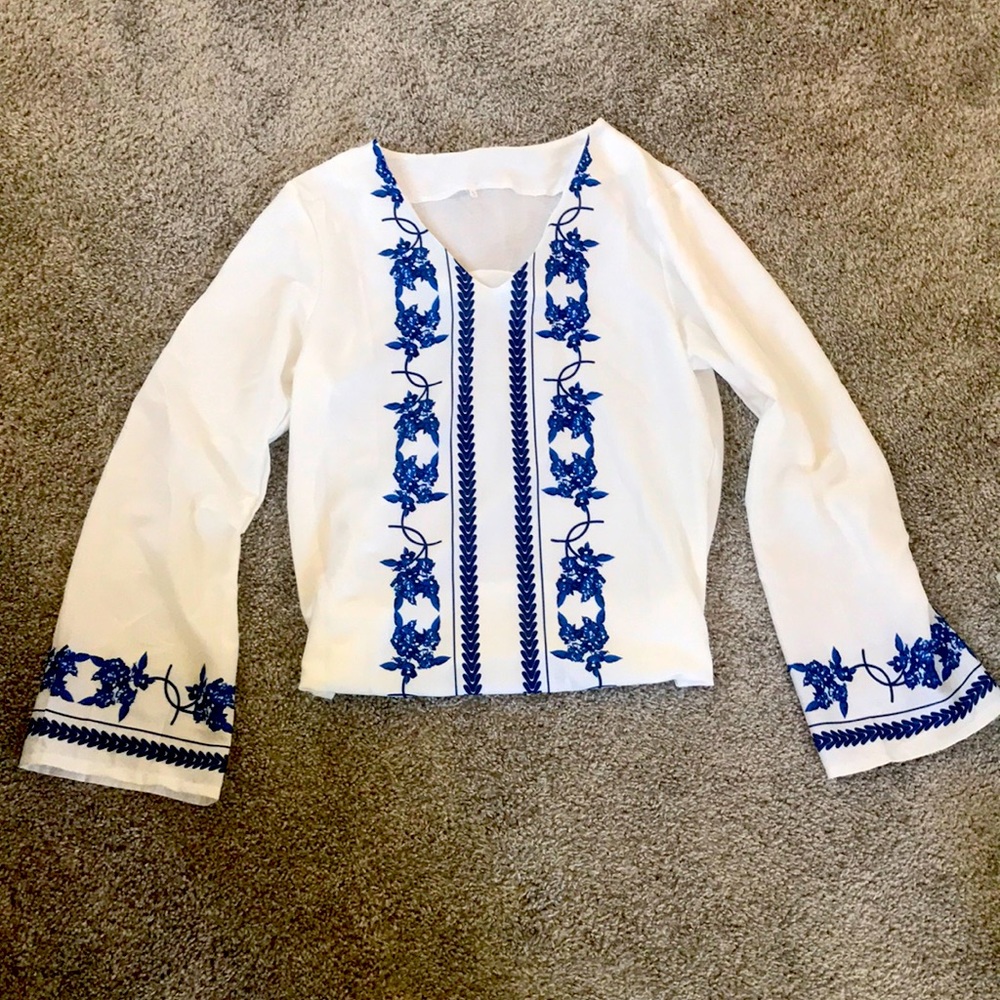 SOLD: Bell sleeve shirt